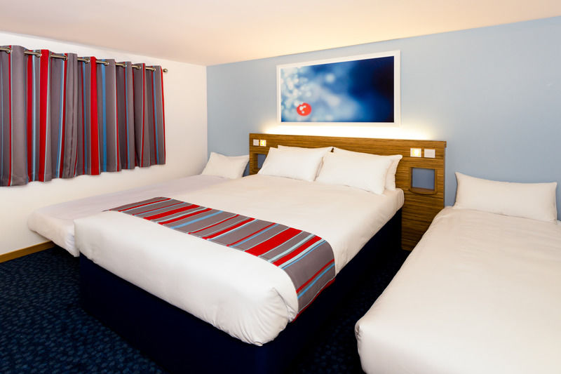 Travelodge Exeter M5 Eksteriør billede