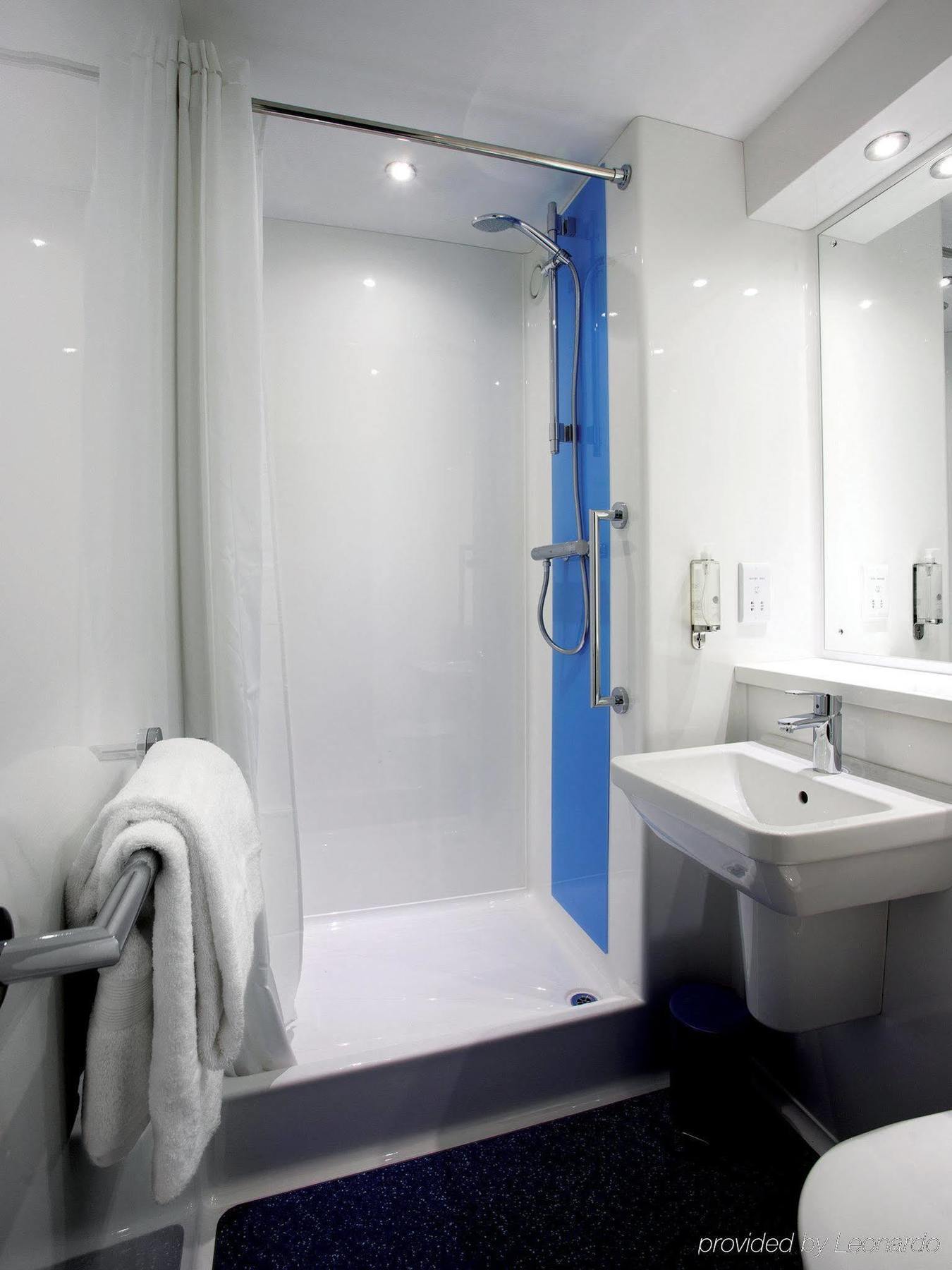 Travelodge Exeter M5 Eksteriør billede